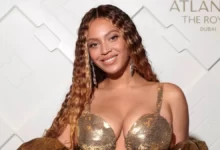 Beyoncé Dazzles