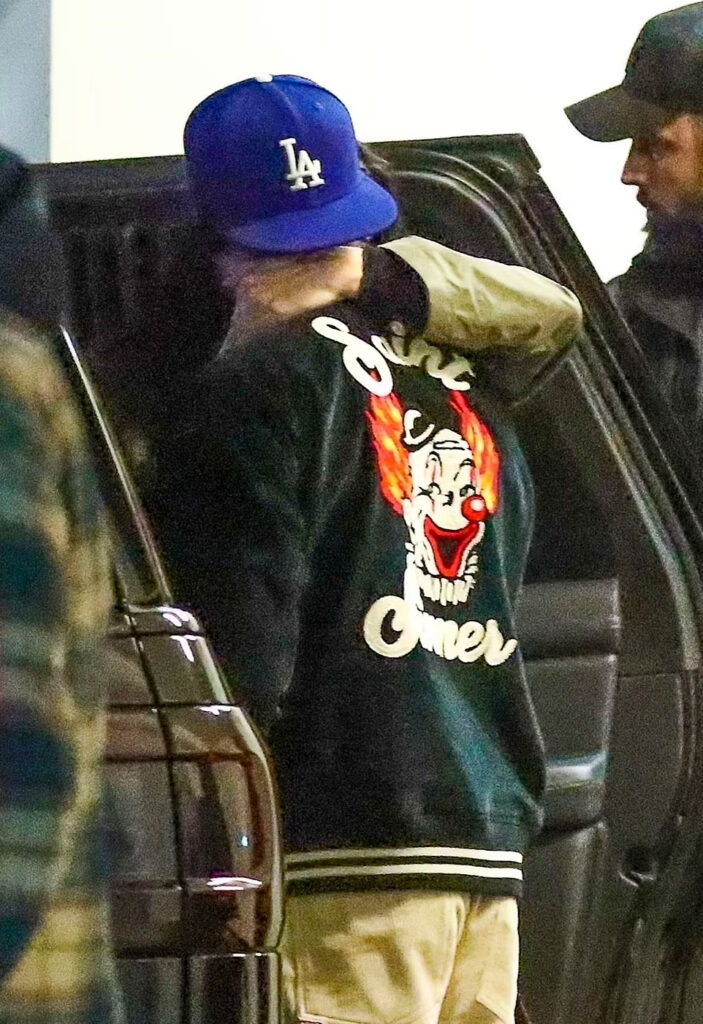 Kendall Jenner and Bad Bunny 1 703x1024 1