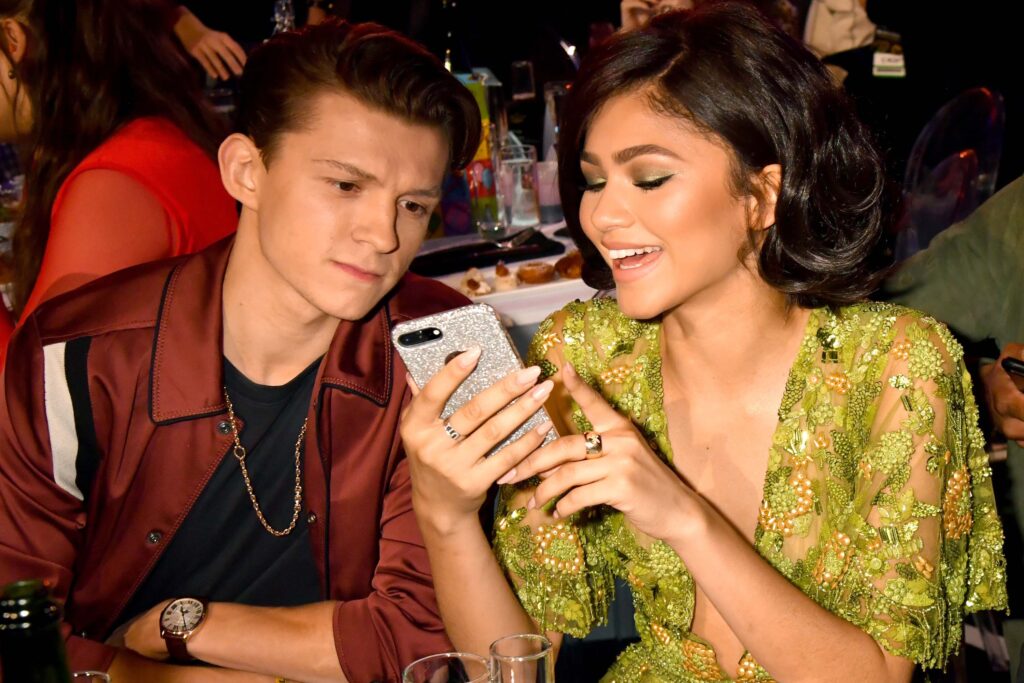 Zendaya Romance Tom Holland